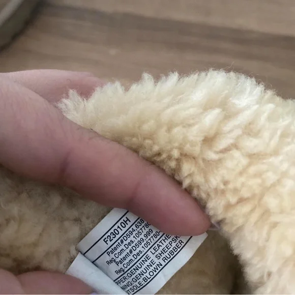 UGG Women's Tan Shearling Boots - Picture 6 of 6